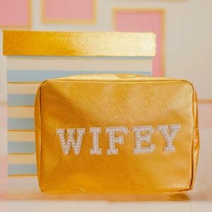 WIFEY TRAVEL BAG