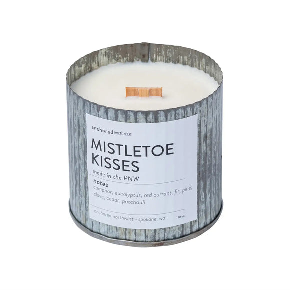 Mistletoe Kisses Wood Wick Rustic Farmhouse Soy Candle